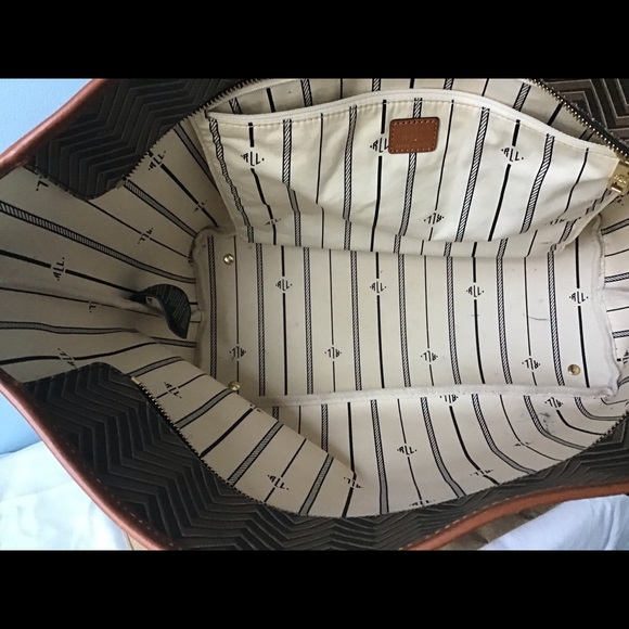 Lauren Ralph Lauren Collection Large Tote - Picture 7 of 11